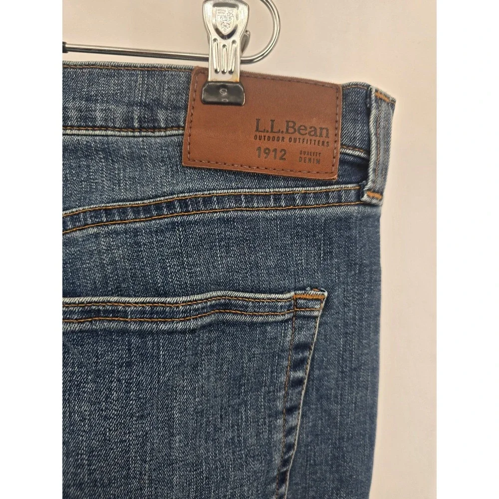 L.L. Bean Jeans Mens 38x29 1912 Classic Fit BanFlex Blue Stretch Denim EUC